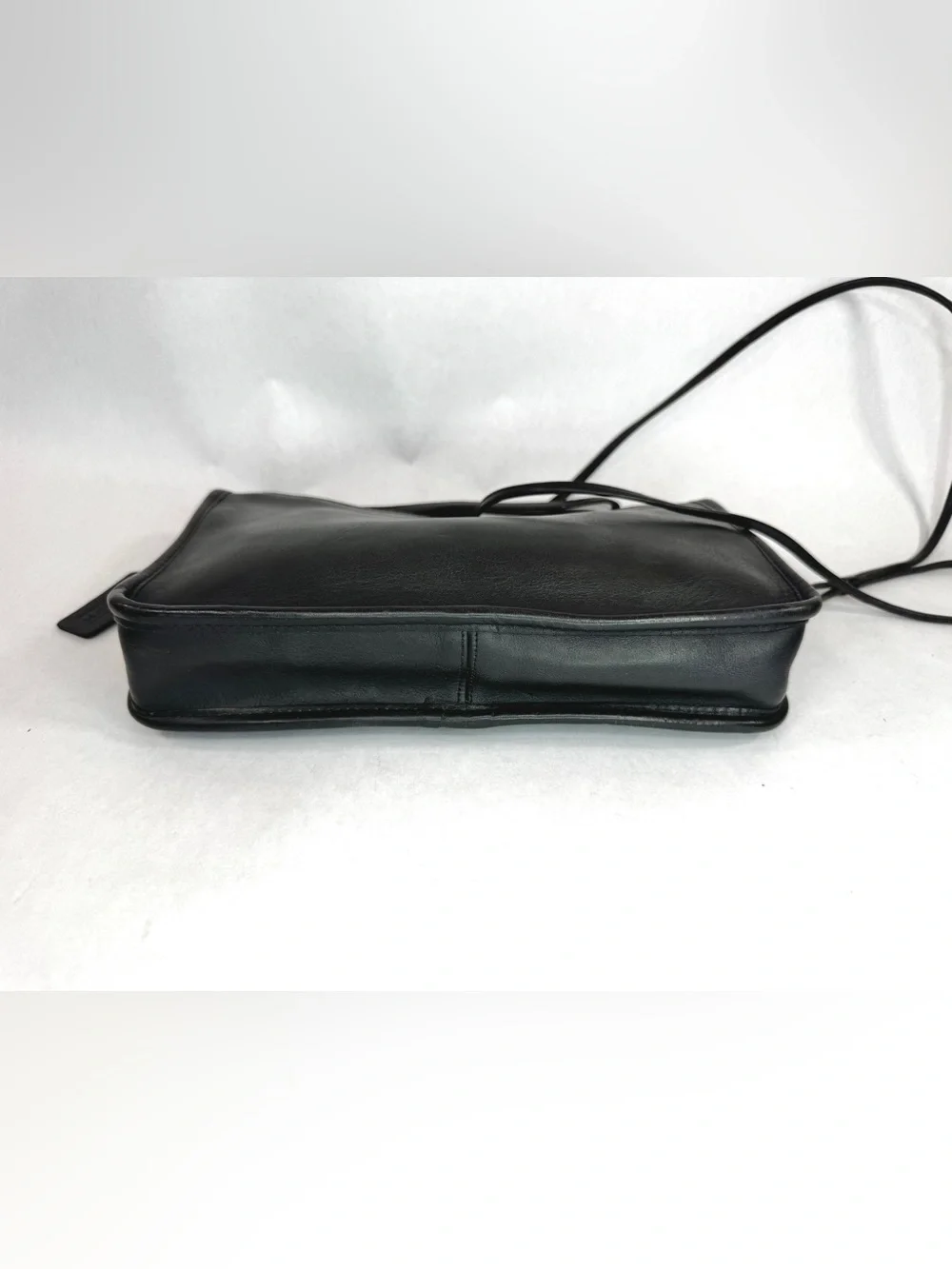 Vintage Coach Basic Bag 9455 Black Glove-Tanned Leather NYC USA Pre-Creed Era